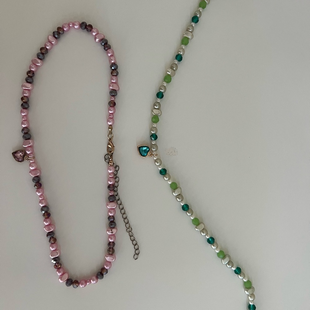 Urban Outfitters GREEN NECKLACE